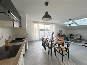t5 à la vente -   31780  CASTELGINEST, surface 109 m2 vente t5 - UBI475909346